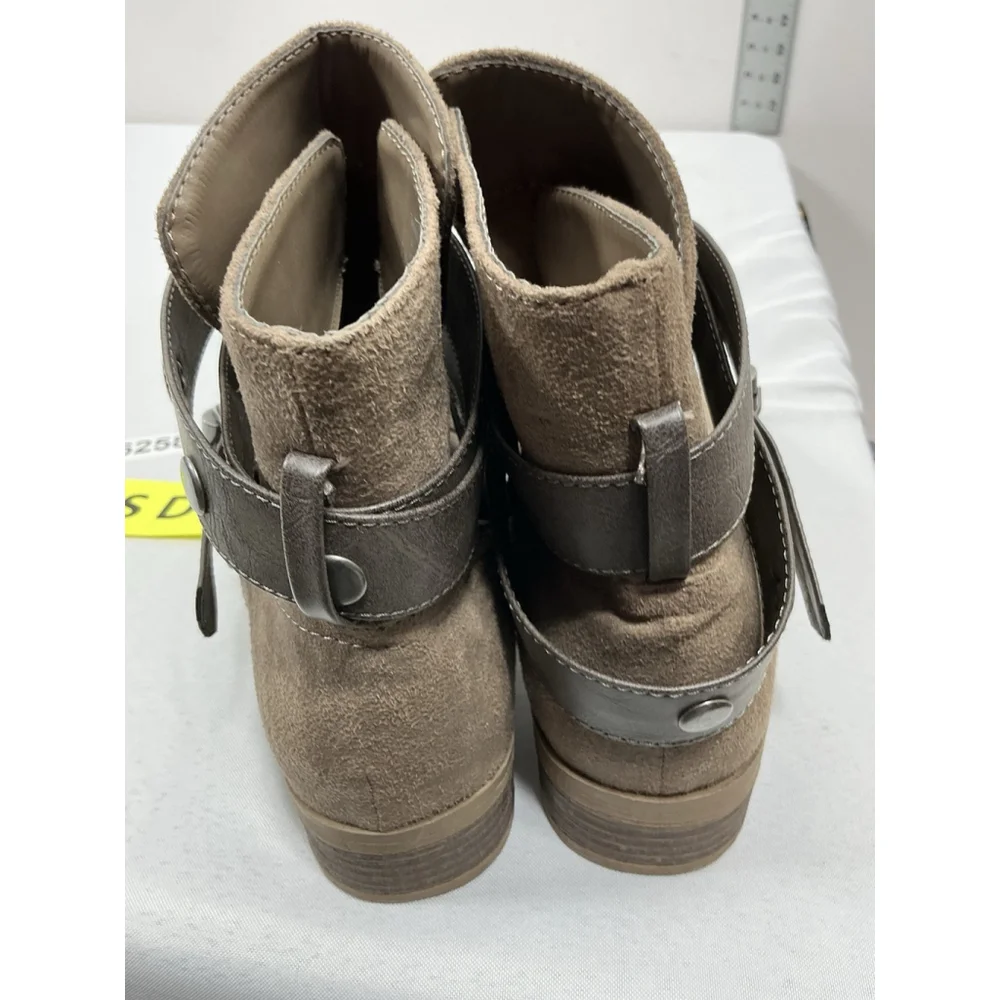 Womans Route 66 Whitney Pullon Booties 9 Brown Strappy Buckle Close NWOT